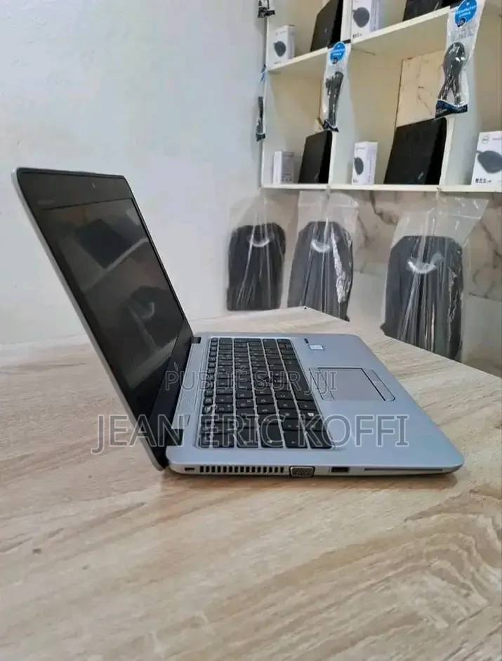 Ordinateur de bureau Lenovo ideacentre 510A 256GB Intel Xeon eMMC 256GB