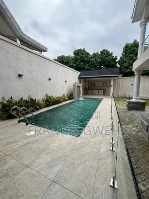 5chbre Duplex dans Francis Gweh, Cocody à Louer