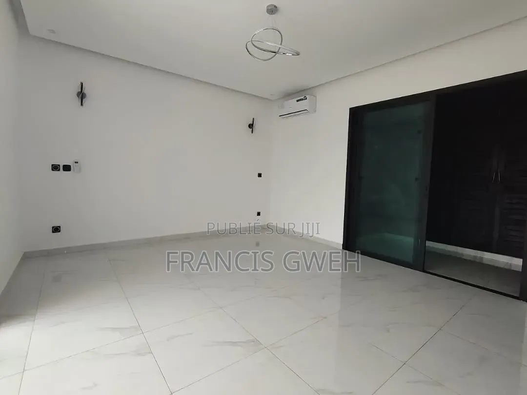 4chbre Duplex dans Francis Gweh, Cocody à Vendre