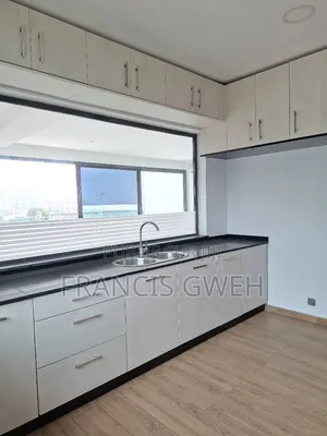 3chbre Appartement dans Francis Gweh, Cocody à Louer