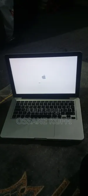 Ordinateur portable Apple MacBook 2012 8GB Intel Core i5 SSD 512GB