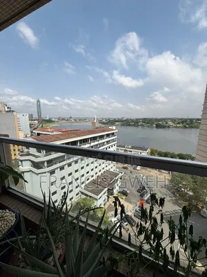 Meublé 1chbre Appartement dans Francis Gweh, Cocody à Louer