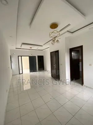 5chbre Duplex dans Francis Gweh, Cocody à Louer