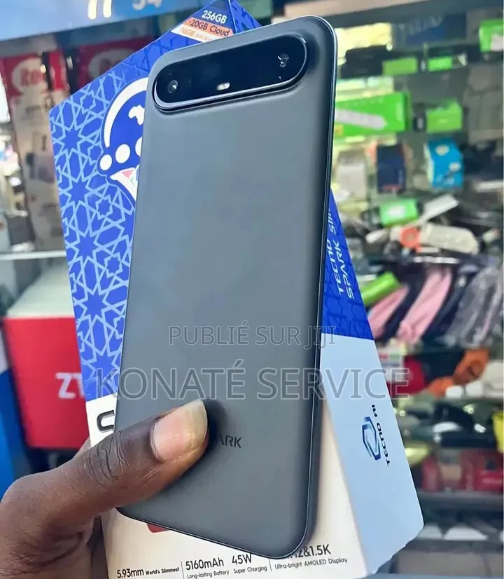 Nouveau Tecno Spark Slim 256 GB Gris