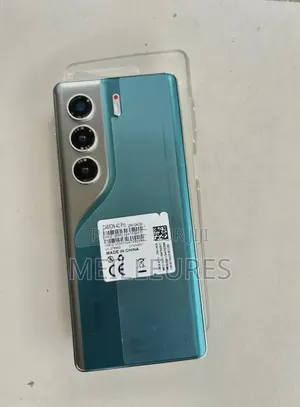 Nouveau Tecno Spark 40 Pro 256 GB Bleu