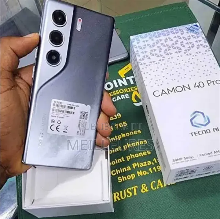 Nouveau Tecno Spark 40 Pro 256 GB Bleu