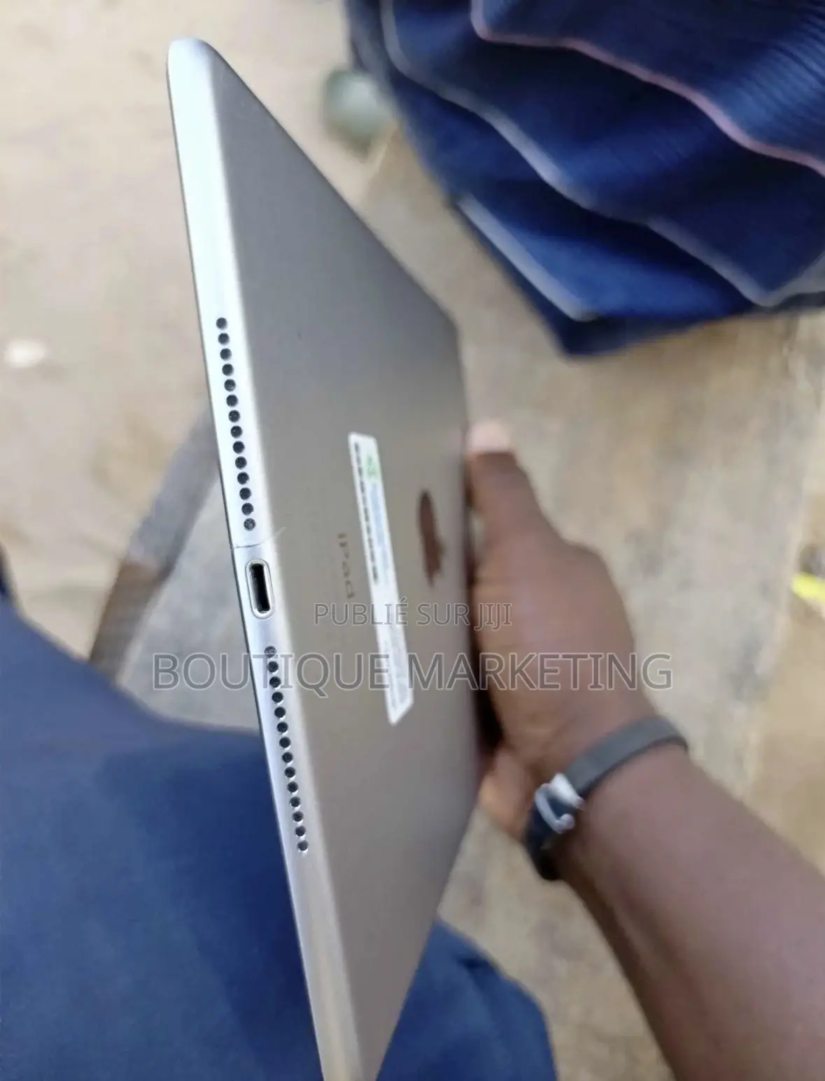 Nouveau Apple iPad (2025) 128 GB Gris