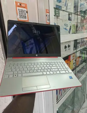 Nouveau HP EliteBook 840 G3 4GB Intel Core i5 eMMC 512GB