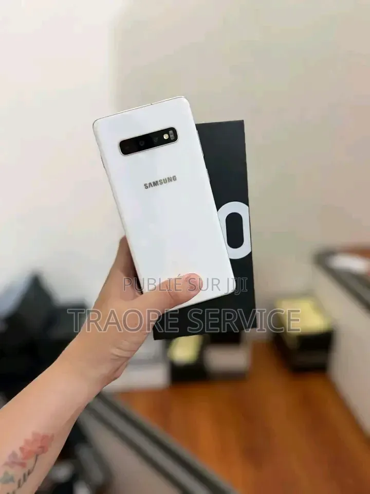 Nouveau Samsung Galaxy S10 Plus 128 GB Autre