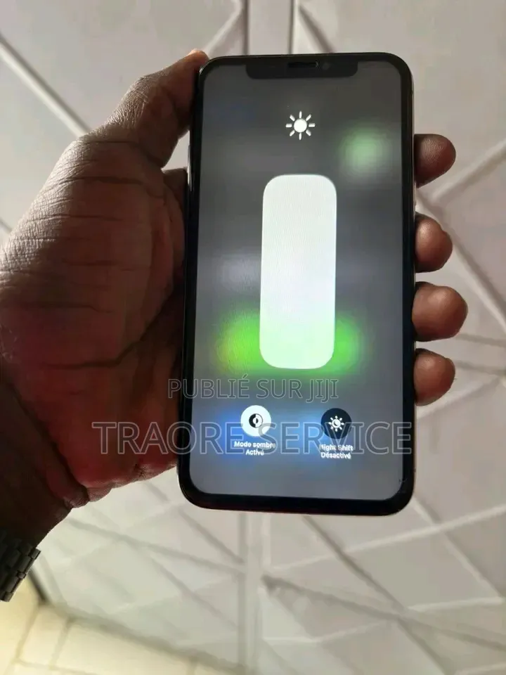 Nouveau Apple iPhone X 64 GB Autre