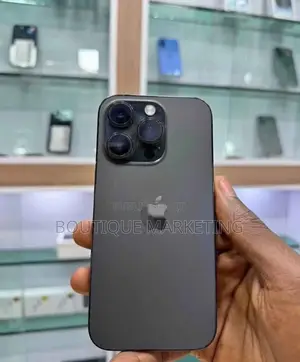Nouveau Apple iPhone 14 Pro Max 128 GB Noir