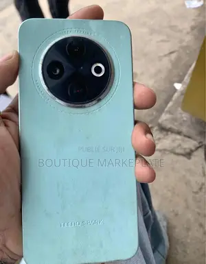 Nouveau Tecno Spark 30C 128 GB Vert