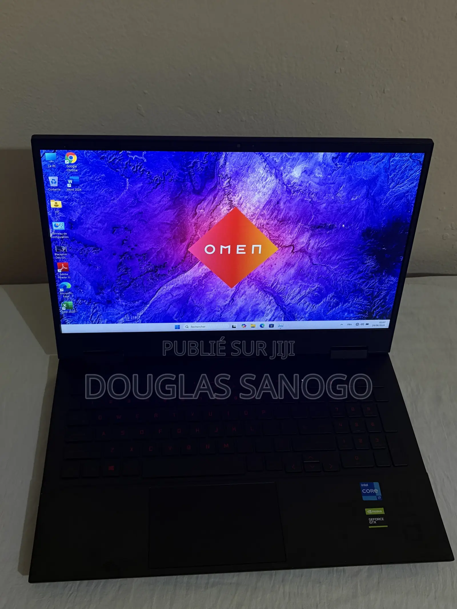 Nouveau Ordinateur portable HP Omen 15 16GB Intel Core i7 SSD 512GB