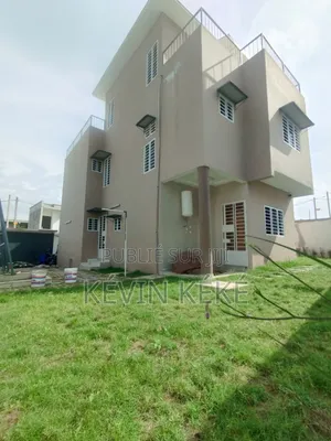 4chbre Duplex dans Grâces Immobilier, Bingerville à Louer