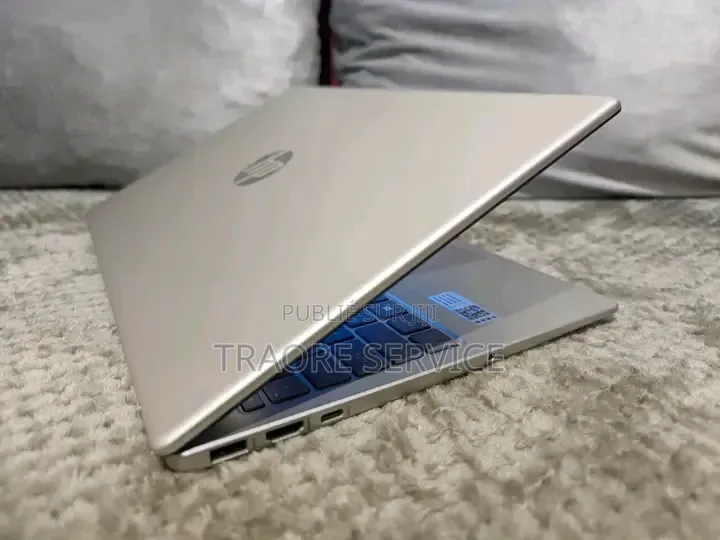 Nouveau Ordinateur de bureau HP 200 G4 256GB Intel Core i9 HDD 512GB
