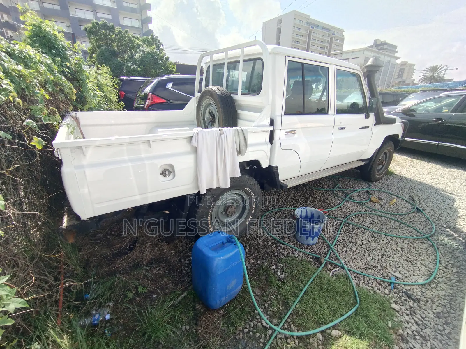 Toyota Land Cruiser 79 Series 2018 Blanc