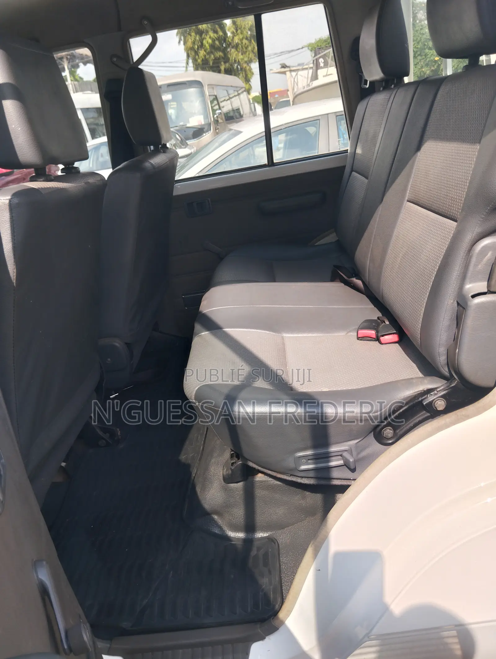 Toyota Land Cruiser 79 Series 2018 Blanc
