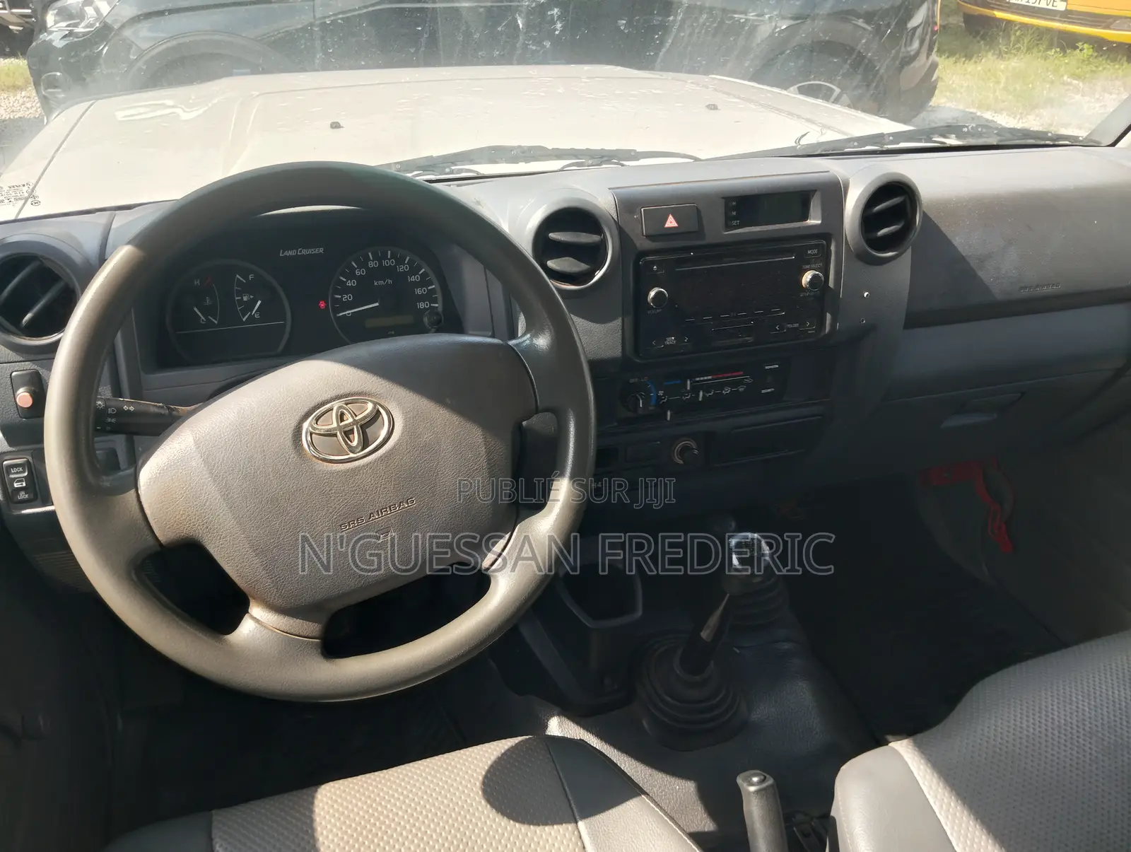 Toyota Land Cruiser 79 Series 2018 Blanc