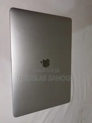 Nouveau Apple MacBook Pro 2019 16GB Intel Core i9 SSD 512GB