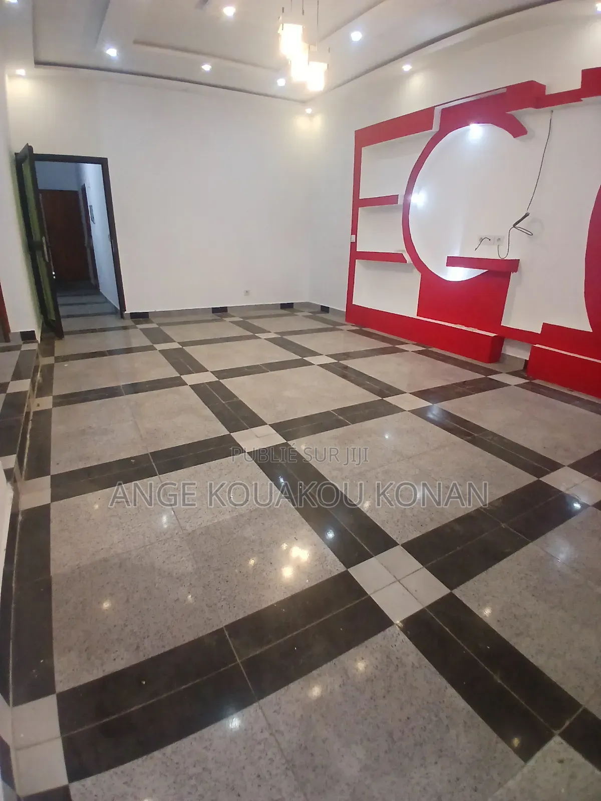 4chbre Duplex dans Ange Immobilier, Cocody à Louer