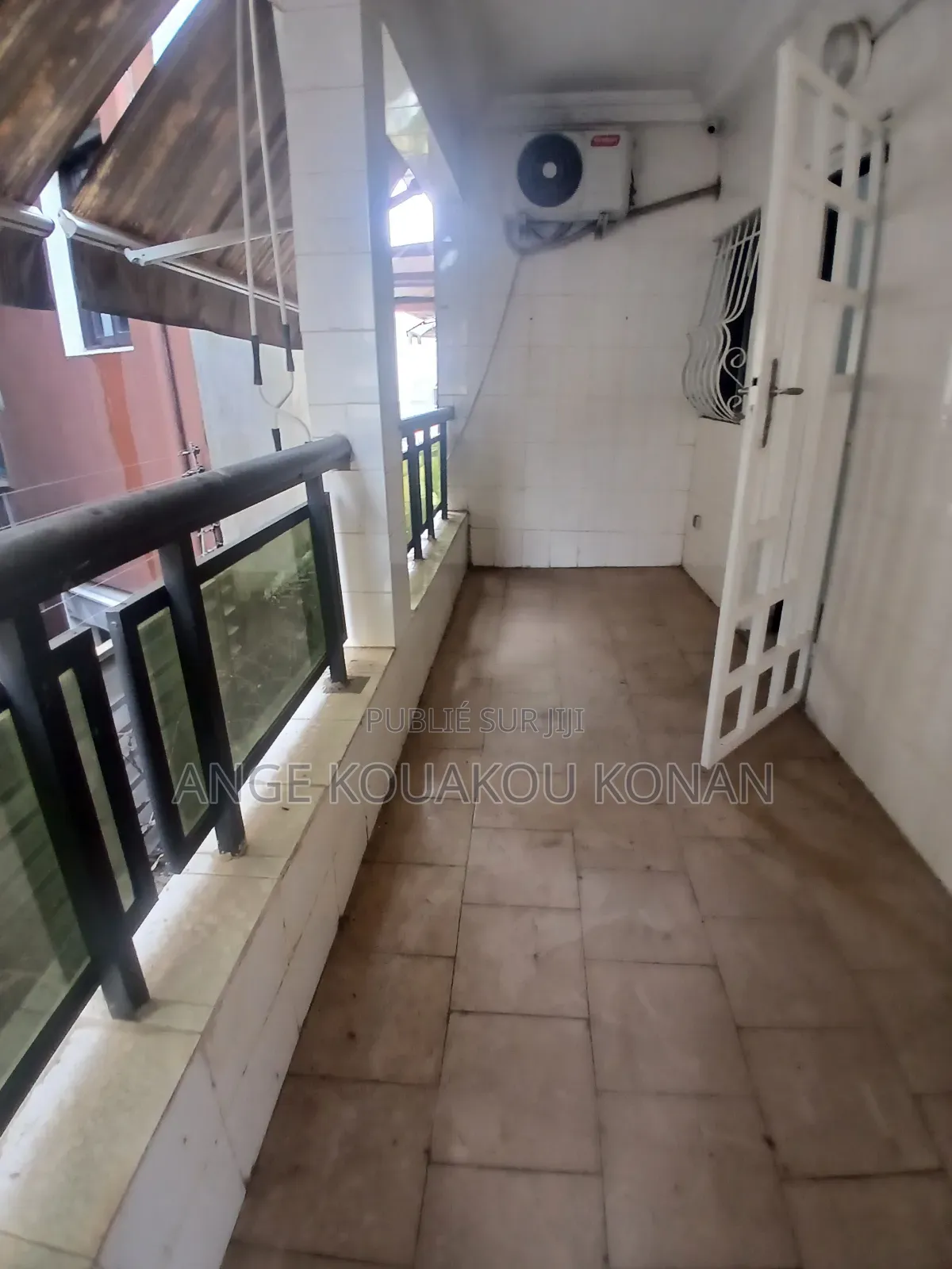 4chbre Duplex dans Ange Immobilier, Cocody à Louer