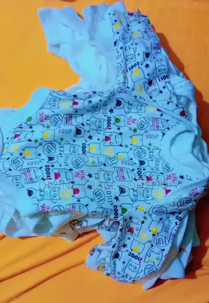 8000f Lots De 35 Vêtements Bébé Mixte