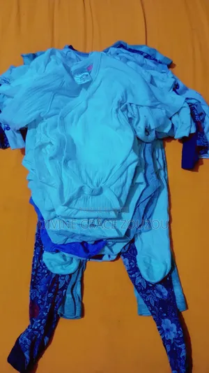 8000f Lots De 35 Vêtements Bébé Mixte