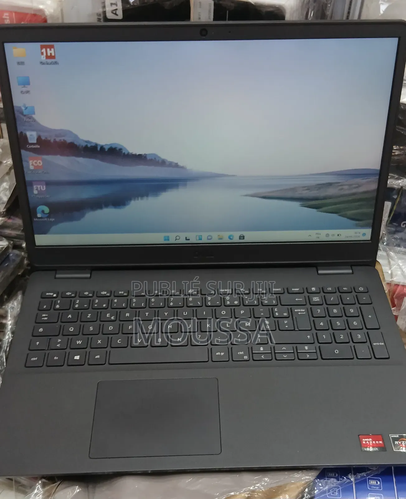 Nouveau Dell Latitude 5400 12GB AMD Ryzen 3 SSD 512GB