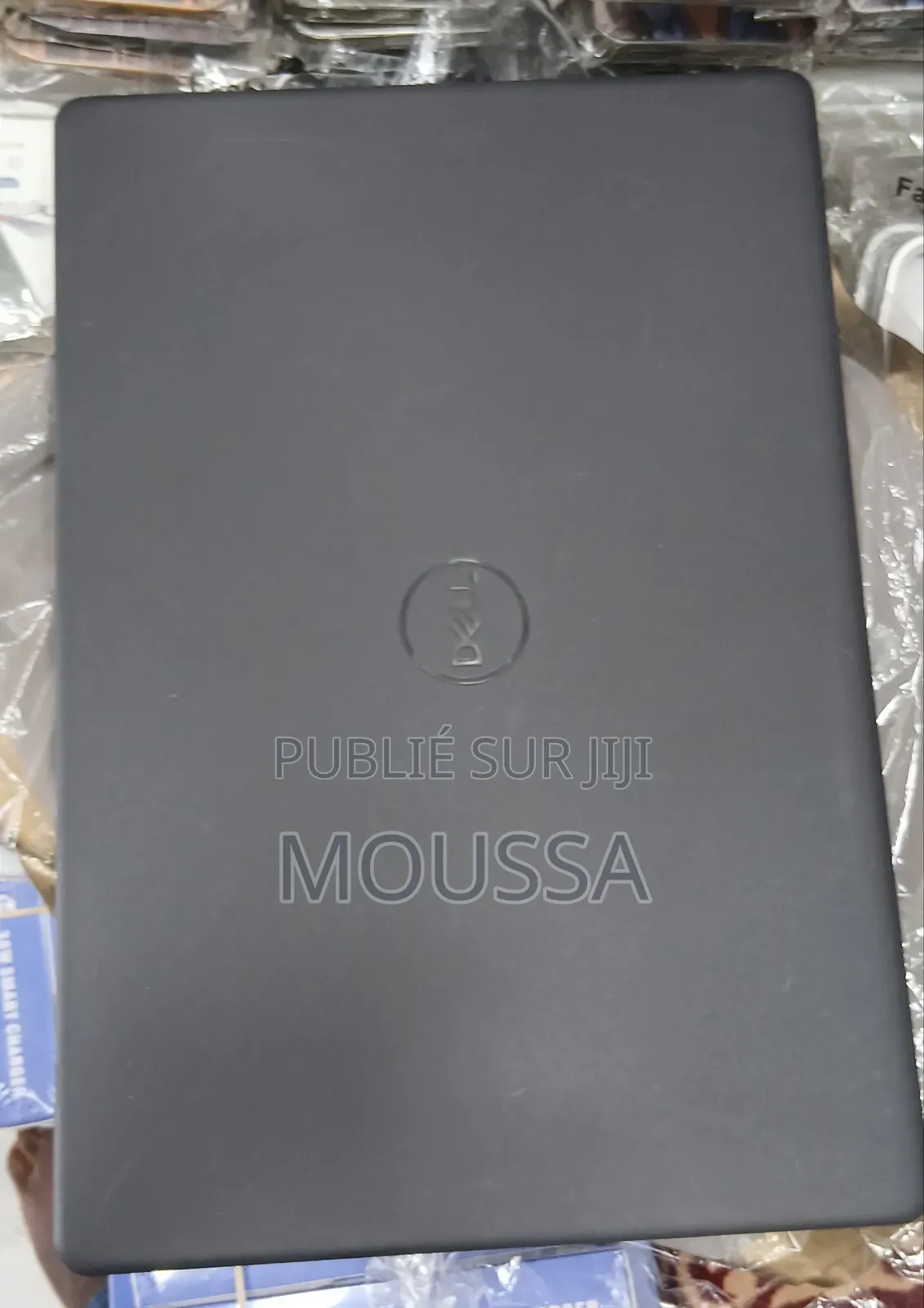 Nouveau Dell Latitude 5400 12GB AMD Ryzen 3 SSD 512GB