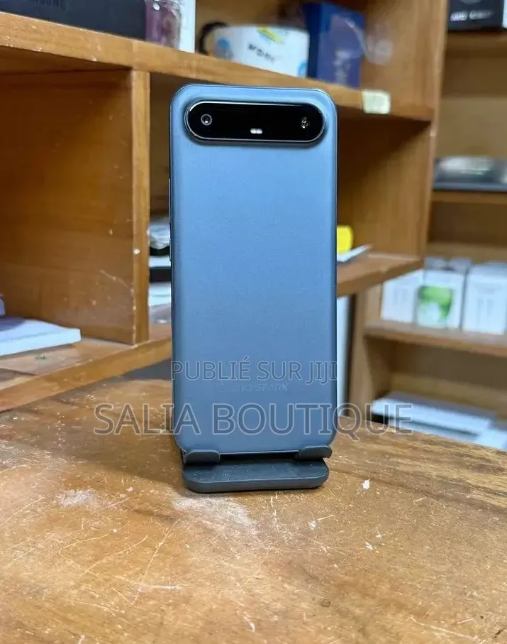 Nouveau Tecno Spark Slim 256 GB Bleu