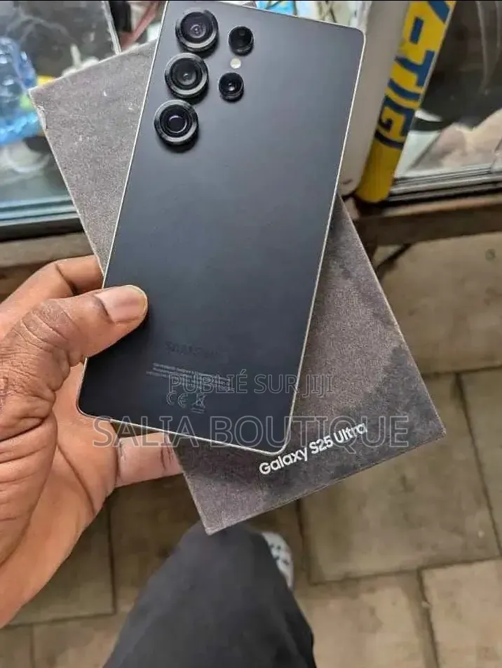 Nouveau Samsung Galaxy S25 Ultra 1 TB Noir