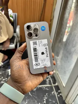 Nouveau Apple iPhone 15 Pro 256 GB Argenté