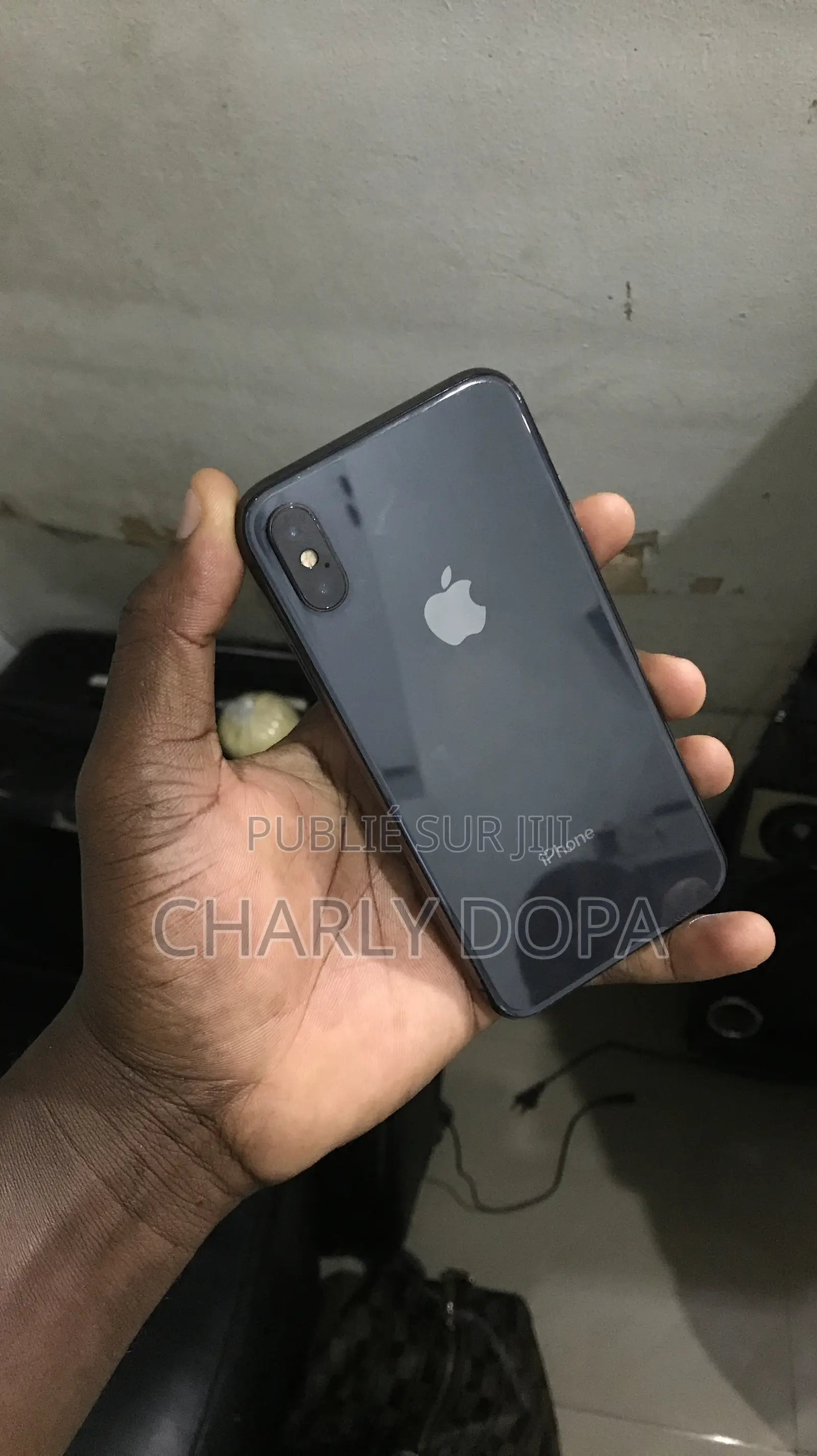 Apple iPhone X 64 GB Noir