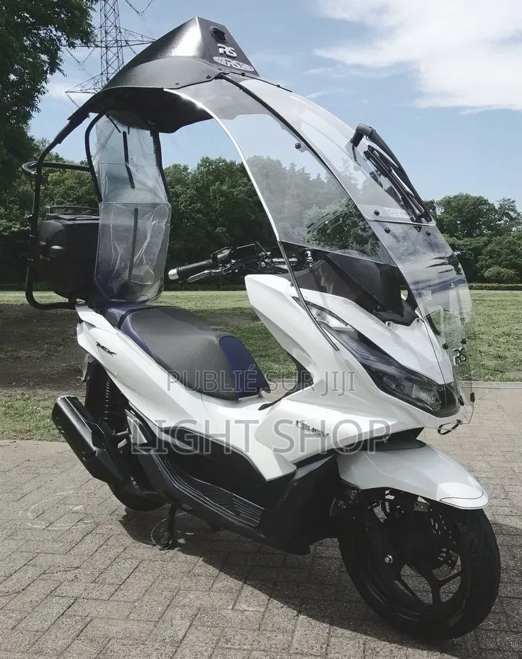 Nouveau Yamaha YBR125 2025 Blanc