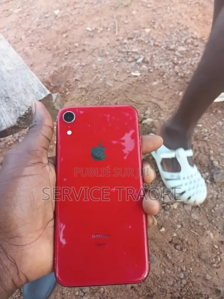 Nouveau Apple iPhone XR 64 GB Rouge