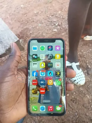 Nouveau Apple iPhone XR 64 GB Rouge