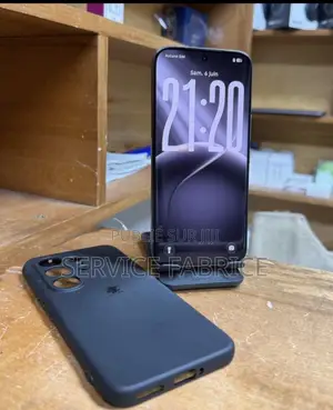 Nouveau Tecno Camon 50 Pro 256 GB Gris