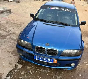 BMW 3 Series 2005 Bleu