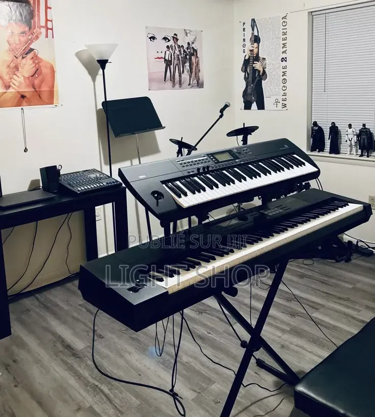 Piano Neuf