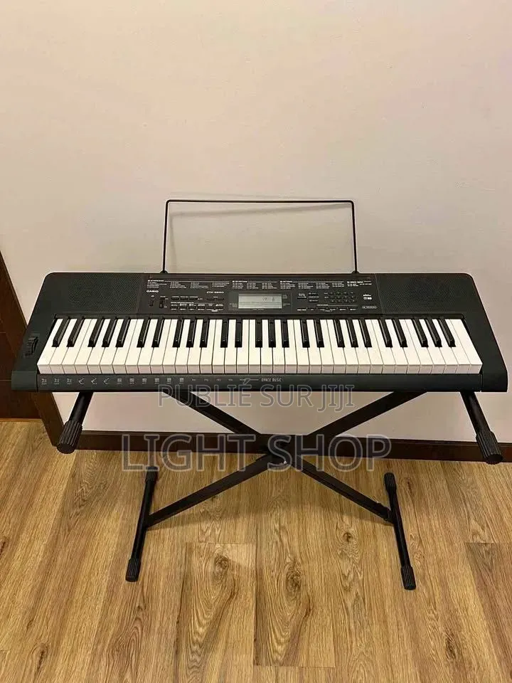 Piano Neuf