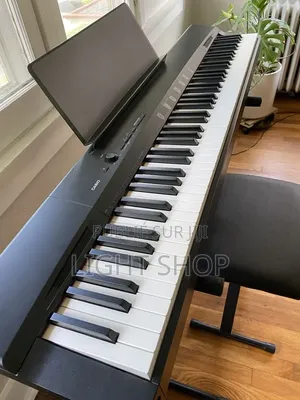 Piano Neuf