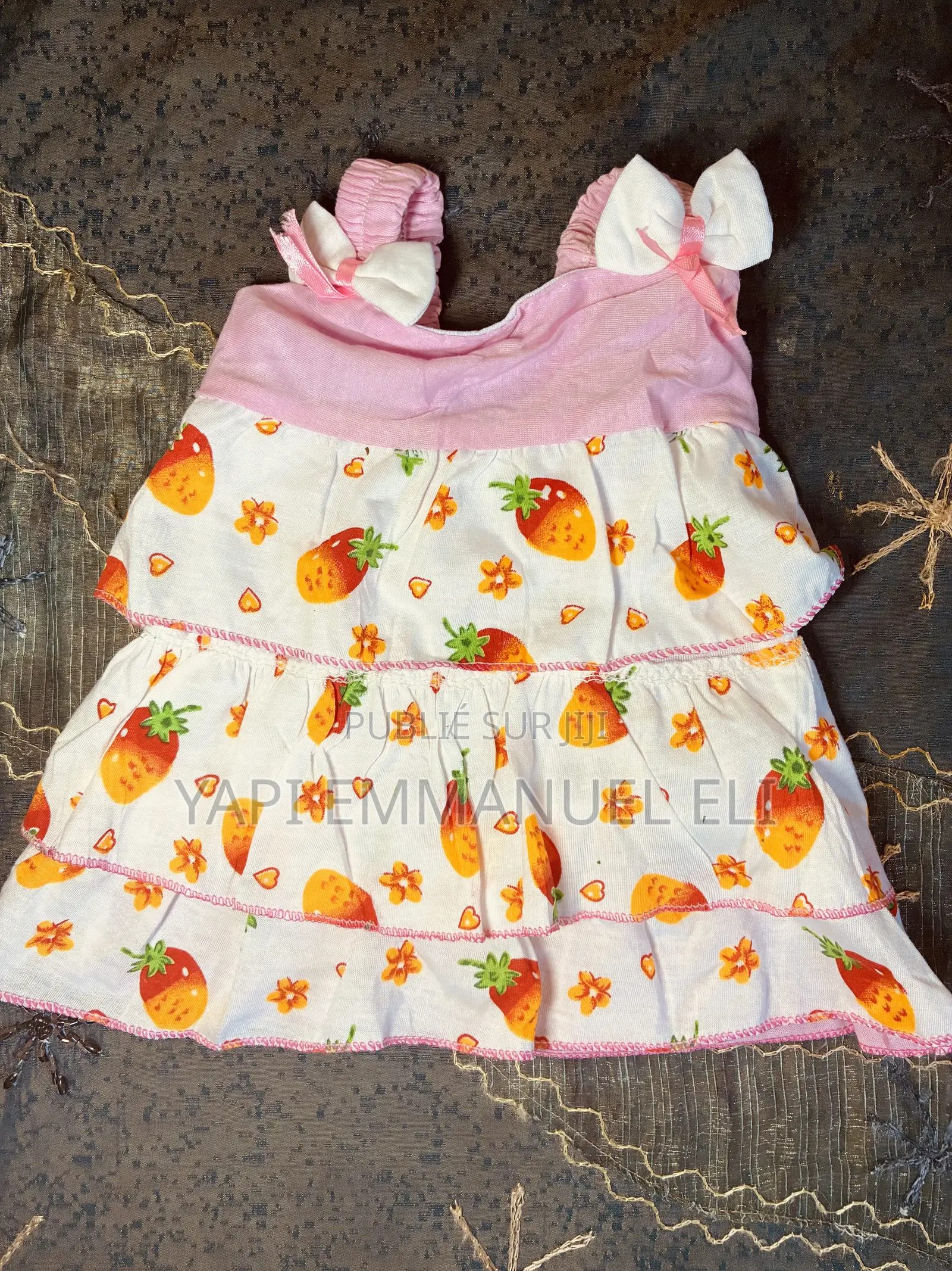 Robe Rose À Motifs