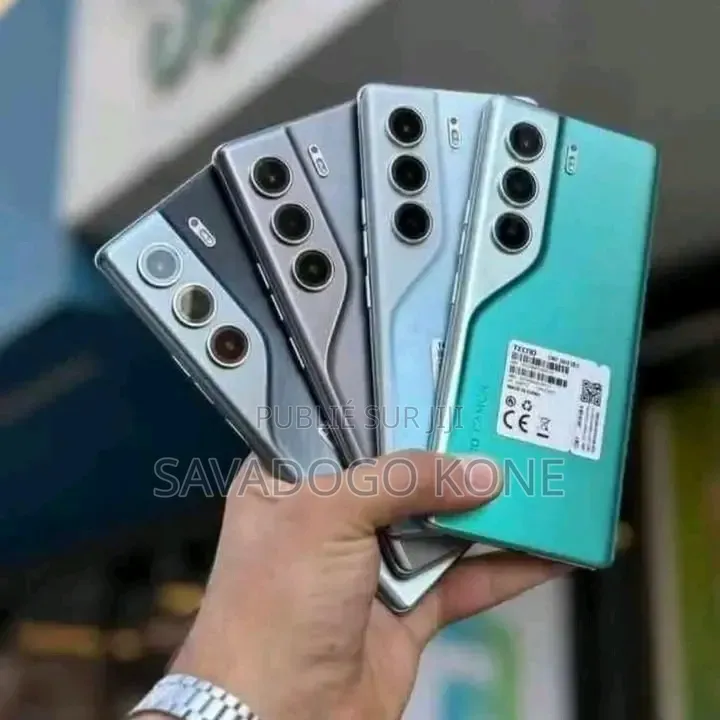 Nouveau Tecno Camon 40 256 GB Bleu
