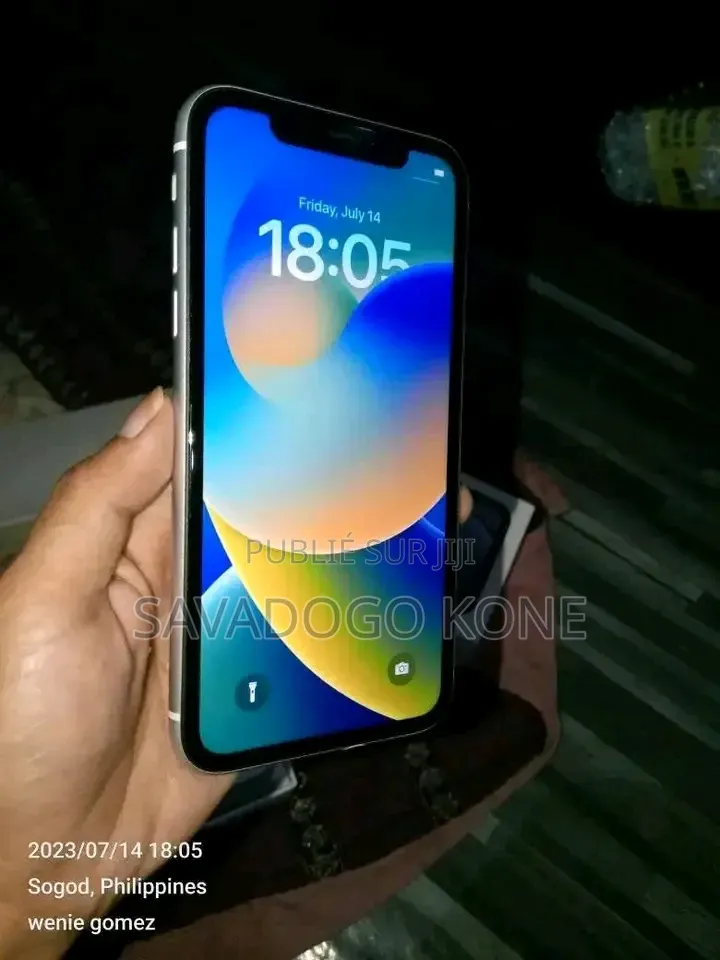 Nouveau Apple iPhone XR 128 GB Blanc