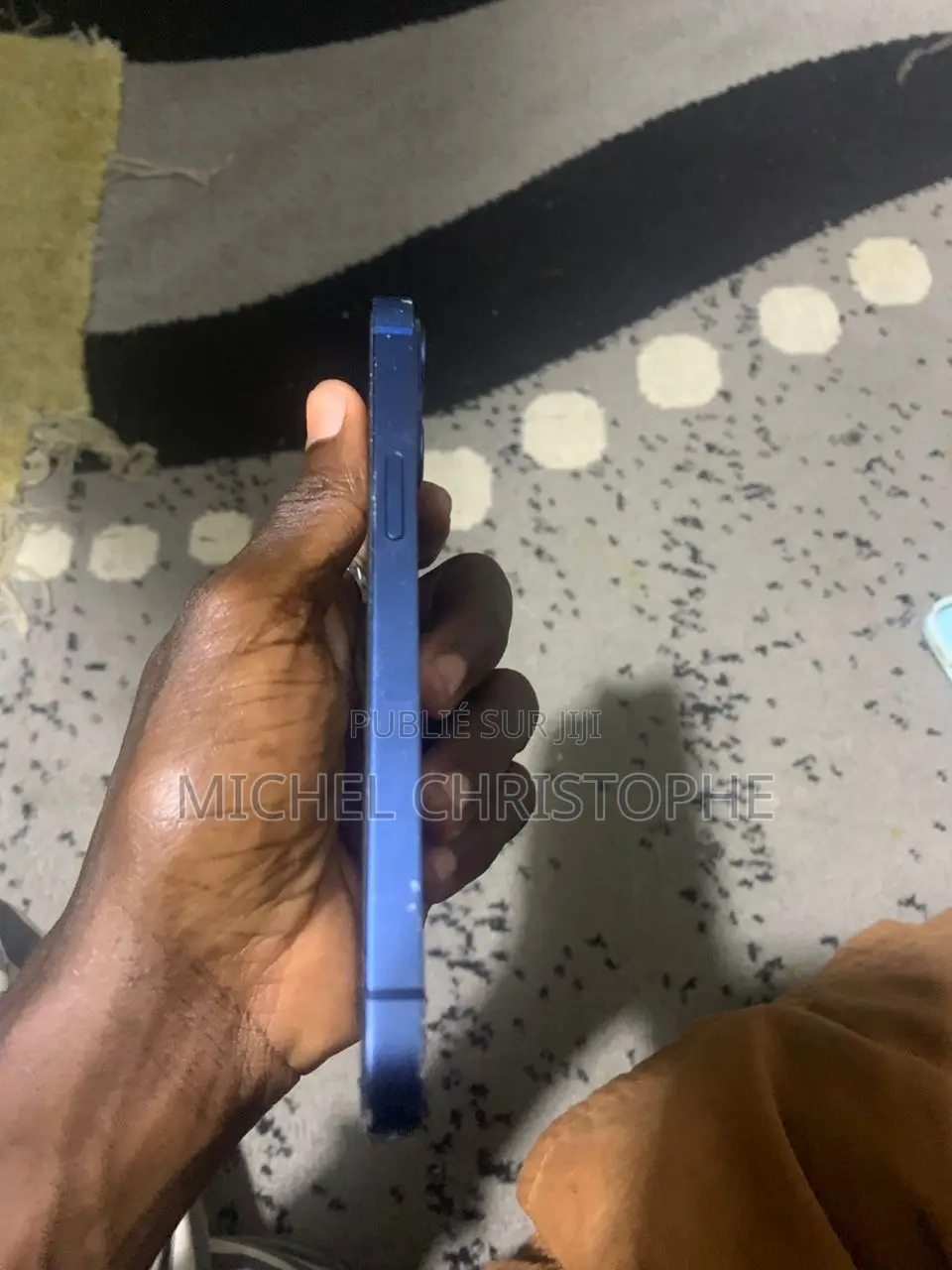 Apple iPhone 13 128 GB Bleu