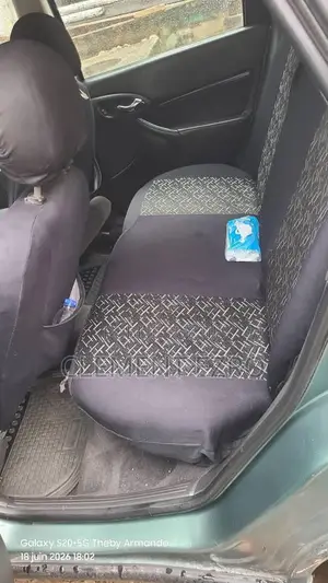 Ford Focus 2002 Gris