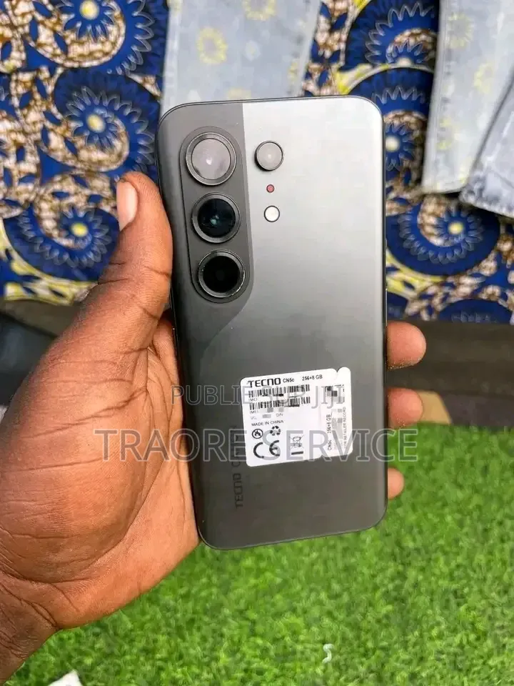Nouveau Tecno Camon 50 Pro 256 GB Autre