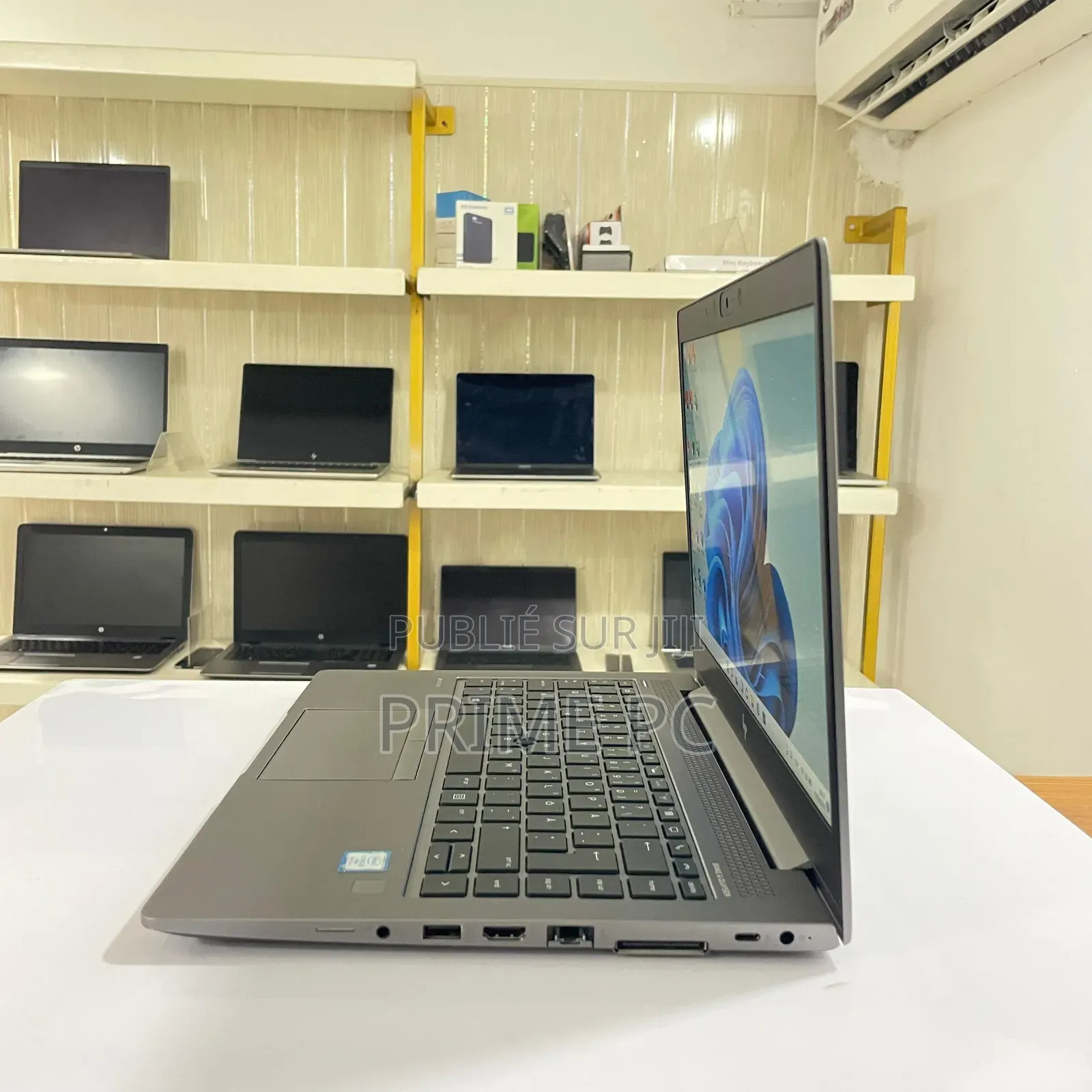 Ordinateur portable HP ZBook 14u G6 8GB Intel Core i5 SSD 256GB