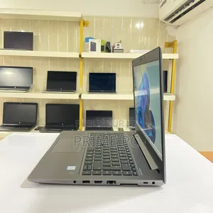 Ordinateur portable HP ZBook 14u G6 8GB Intel Core i5 SSD 256GB