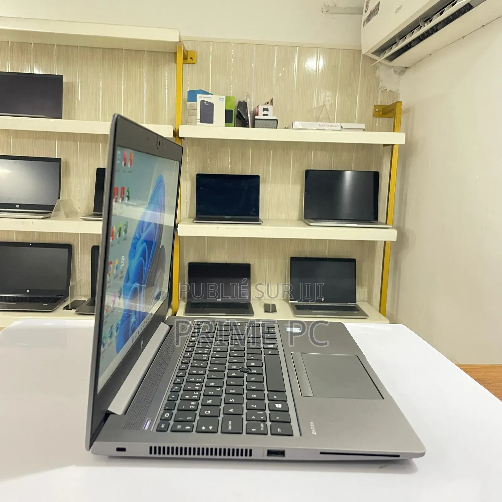 Ordinateur portable HP ZBook 14u G6 8GB Intel Core i5 SSD 256GB